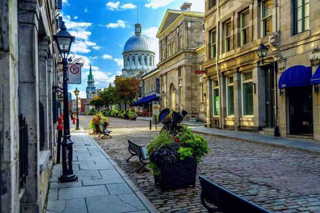 Mind Blowing City View - 2 Beds - Pool & Spa - Downtown Montreal Bagian luar foto