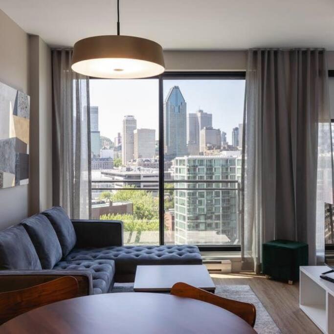 Mind Blowing City View - 2 Beds - Pool & Spa - Downtown Montreal Bagian luar foto